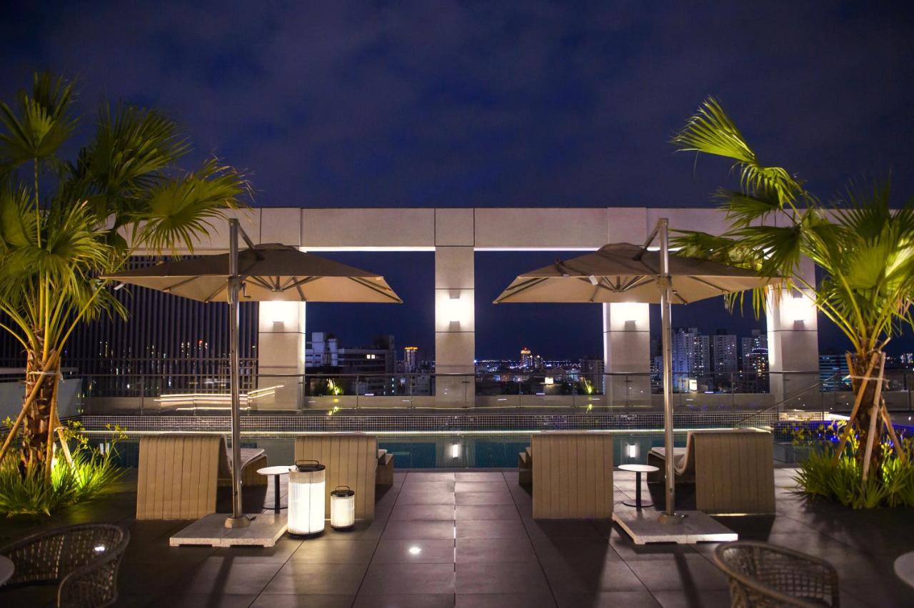 Grand Banyan Hotel 타이난 외부 사진